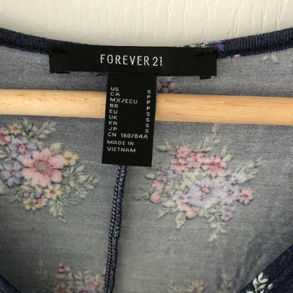 FOREVER 21 Long sleeve floral dress  size S - Picture 3 of 7